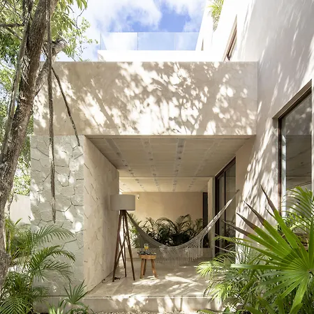 Kiki * Tulum