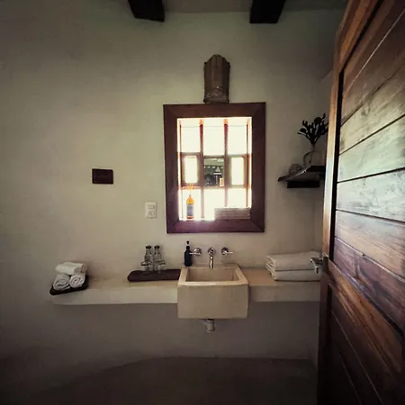 Casa Violeta Hotel