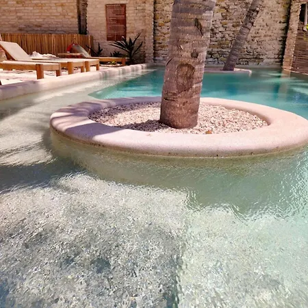 Azucar Hotel