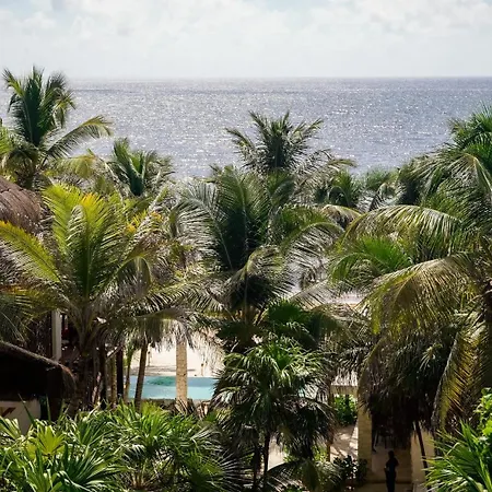 Azucar 3* Tulum