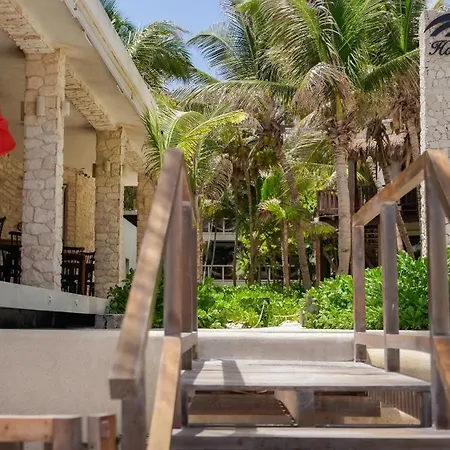 Hotel Azucar