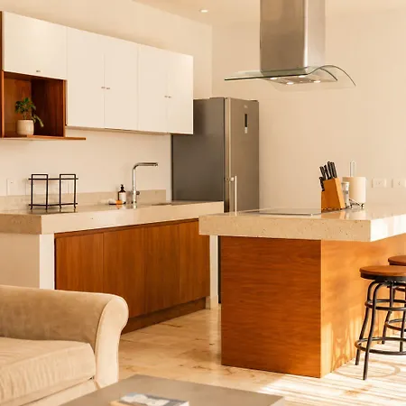 Hotel The Strabon 4*