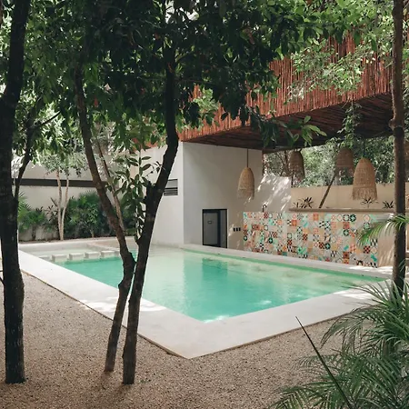 Stylish 3bd3ba In Tulum's Neighborhood Holiday home