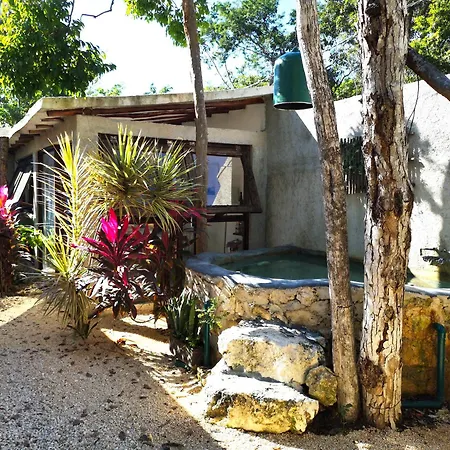 Capsule hotel Awa Eco Retreat Tulum