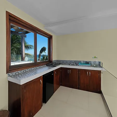 Playa Canek Beachfront Eco Hotel 4*