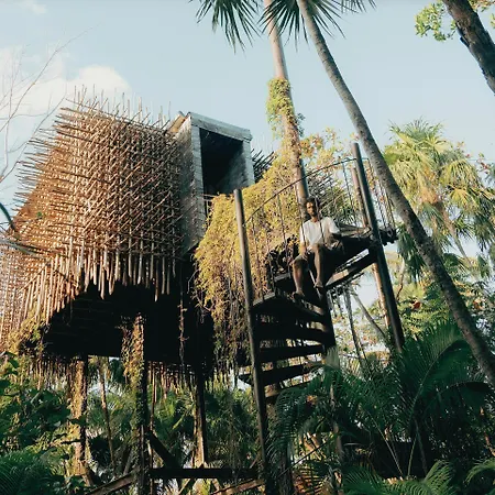Nomade Temple Hotel 4*