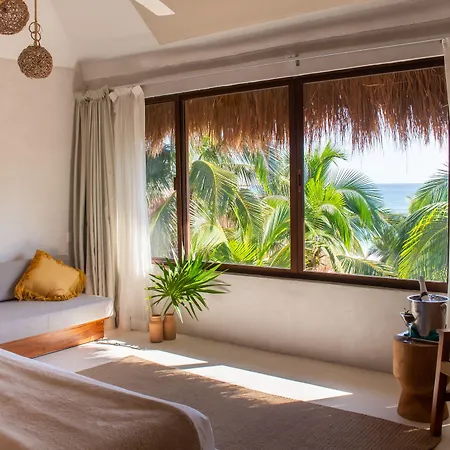 Dune Boutique Located At The Party Zone (adults Only) Tulum