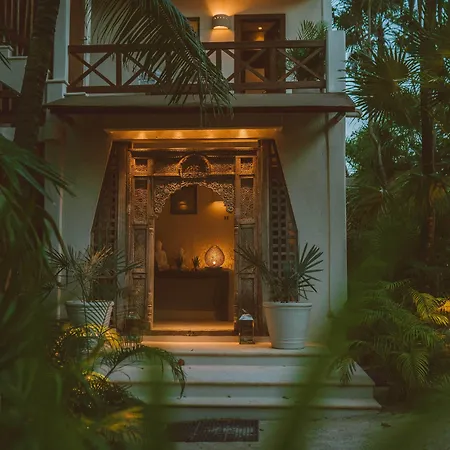 Jashita Hotel (Adults Only)