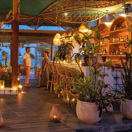 Mi By La Zebra, An Slh (adults Only) 5*