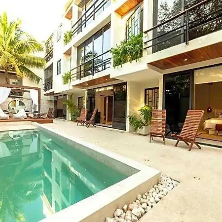 El Brujo Hotel