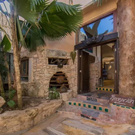 Hotel La Del Sol Boutique