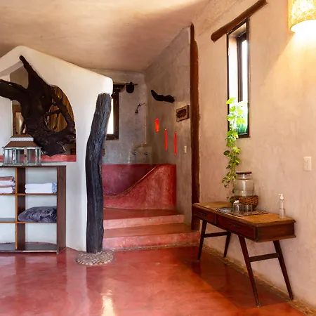 La Del Sol Boutique
