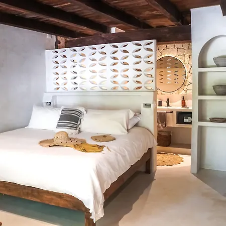 Amansala Hotel 4*