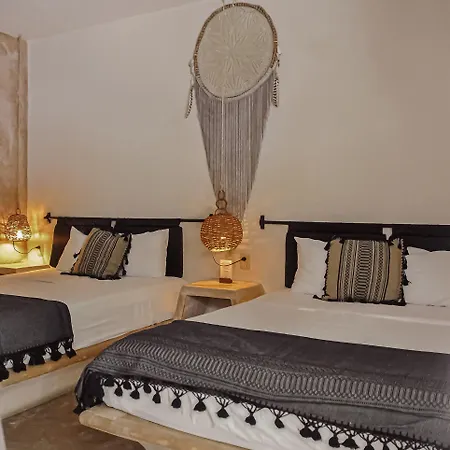 Boutique 06 (adults Only) Hotel 3*