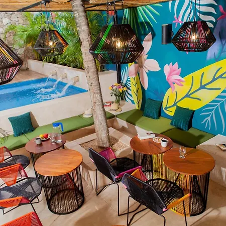 Hotel Collection O Latino Boutique Tulum 3*