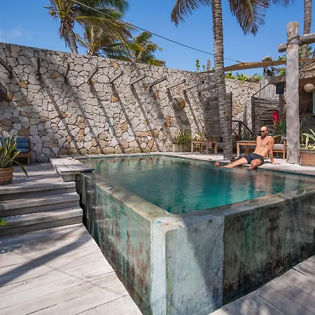 Ahau Beachfront (adults Only) 4*