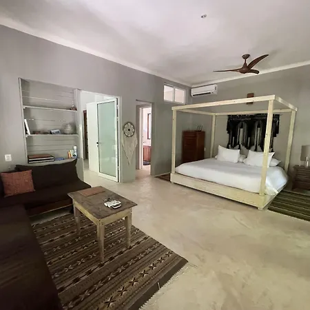 Casa Zaba *