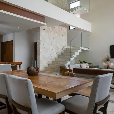 Villa Spectacular 4br Style With Concierge And Secluded Pool *