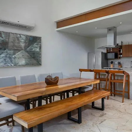 Spectacular 4br Style With Concierge And Secluded Pool Villa