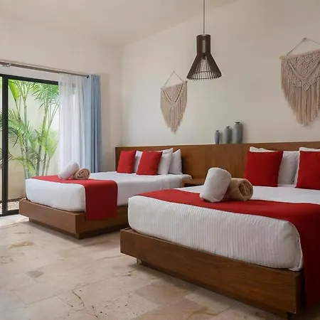 Spectacular 4br Style With Concierge And Secluded Pool Villa