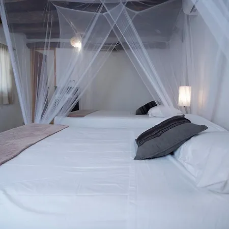 Hotel Co.bañitas *