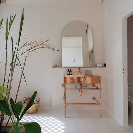 Anat Tantric Boutique Hotel