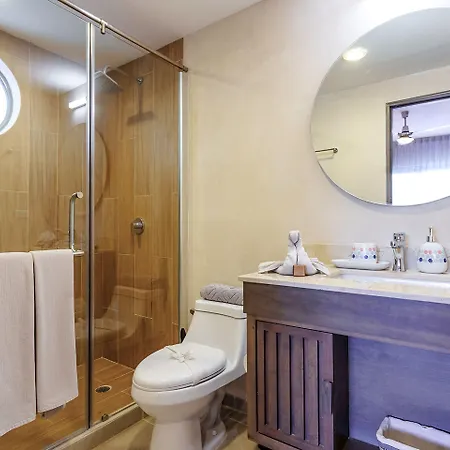 Charming Nature-inspired With Sultry Surroundings By Stella Apartment *