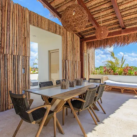 Charming Nature-inspired With Sultry Surroundings By Stella * Tulum