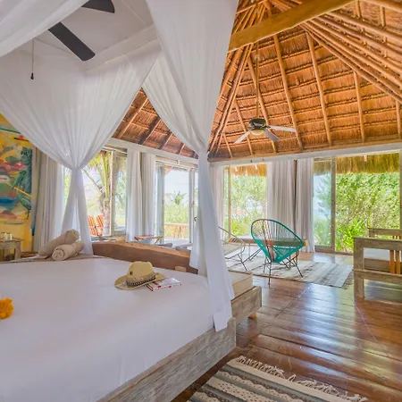 Pescadores Hotel 4*