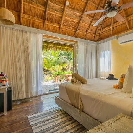 Pescadores Hotel 4*