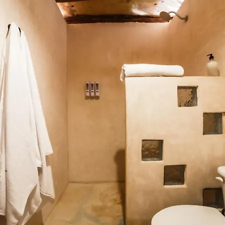 Hotel Co.bañitas