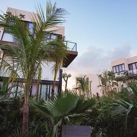 Hotel Trobbu Boutique Collection Riviera Maya 5*