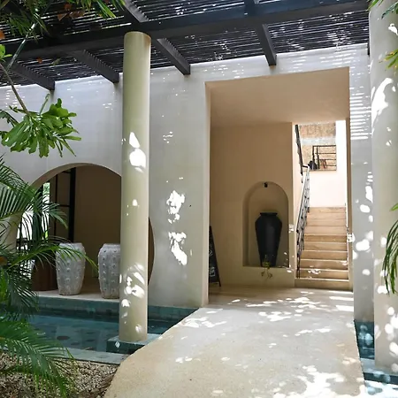 Trobbu Boutique Collection Riviera Maya