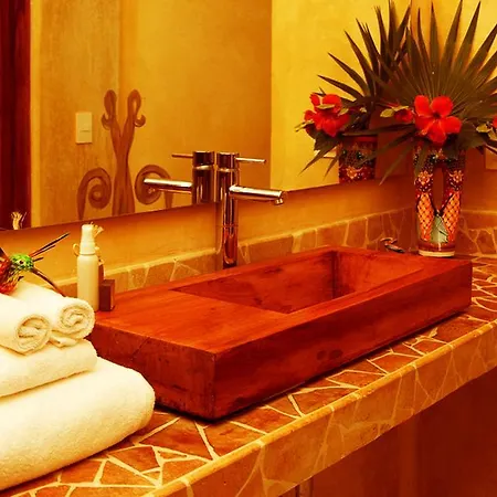 Life Source Retreats Hotel