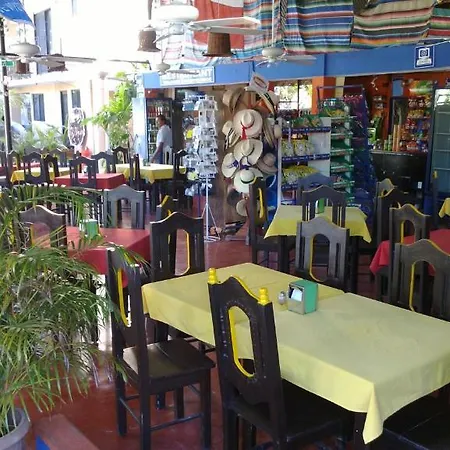 Andrea's 3* Tulum