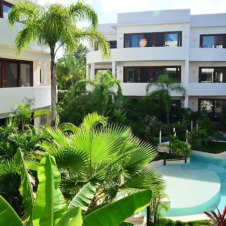Intima Adults Only Tulum