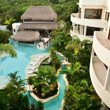 Intima Adults Only Hotel 3*