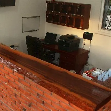 Hotel Giana 3*