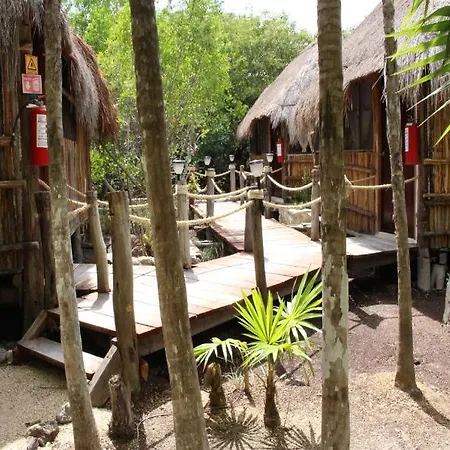 Maya Y Cenote Hotel 2*