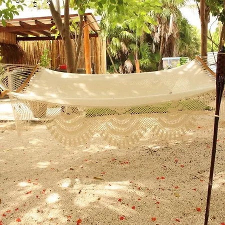 Maya Y Cenote Hotel 2*