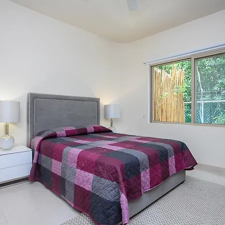 Apartment Perfectly Situated Between The Beach & Town By Stella *