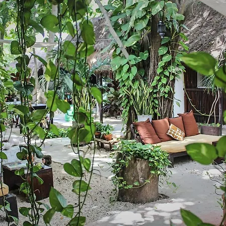 Hotel Secret Garden Tulum