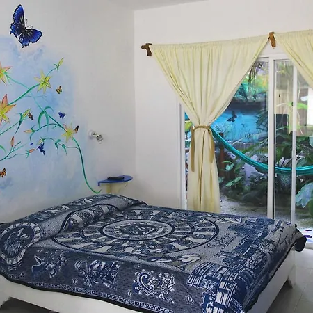 Residencia La Mariposa Hotel 3*