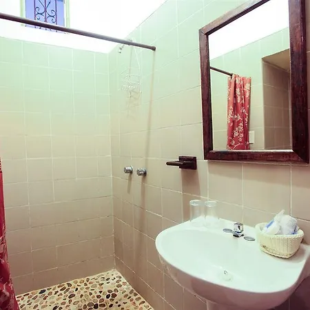 Secret Garden Hotel 3*