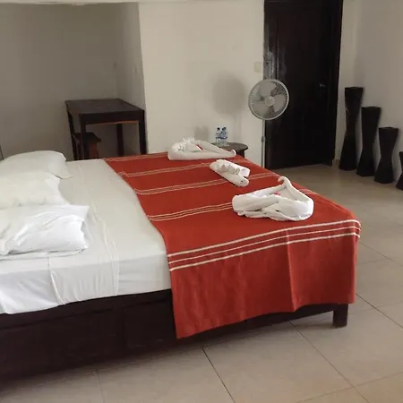Parayso Hotel 3*