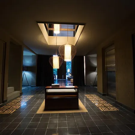 Apartment Arthouse 102