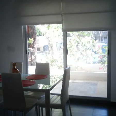 Rosas -veletta * Tulum