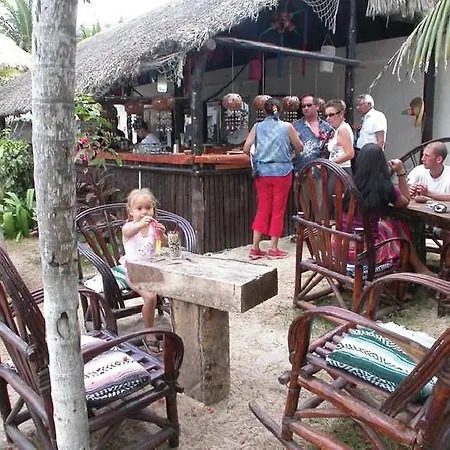 Zahra Hotel 3*