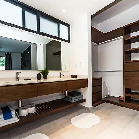 Firefly 1b Apartment *