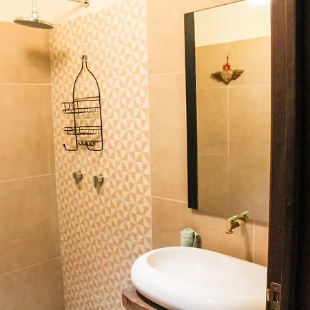 Yacare 1 City Center *